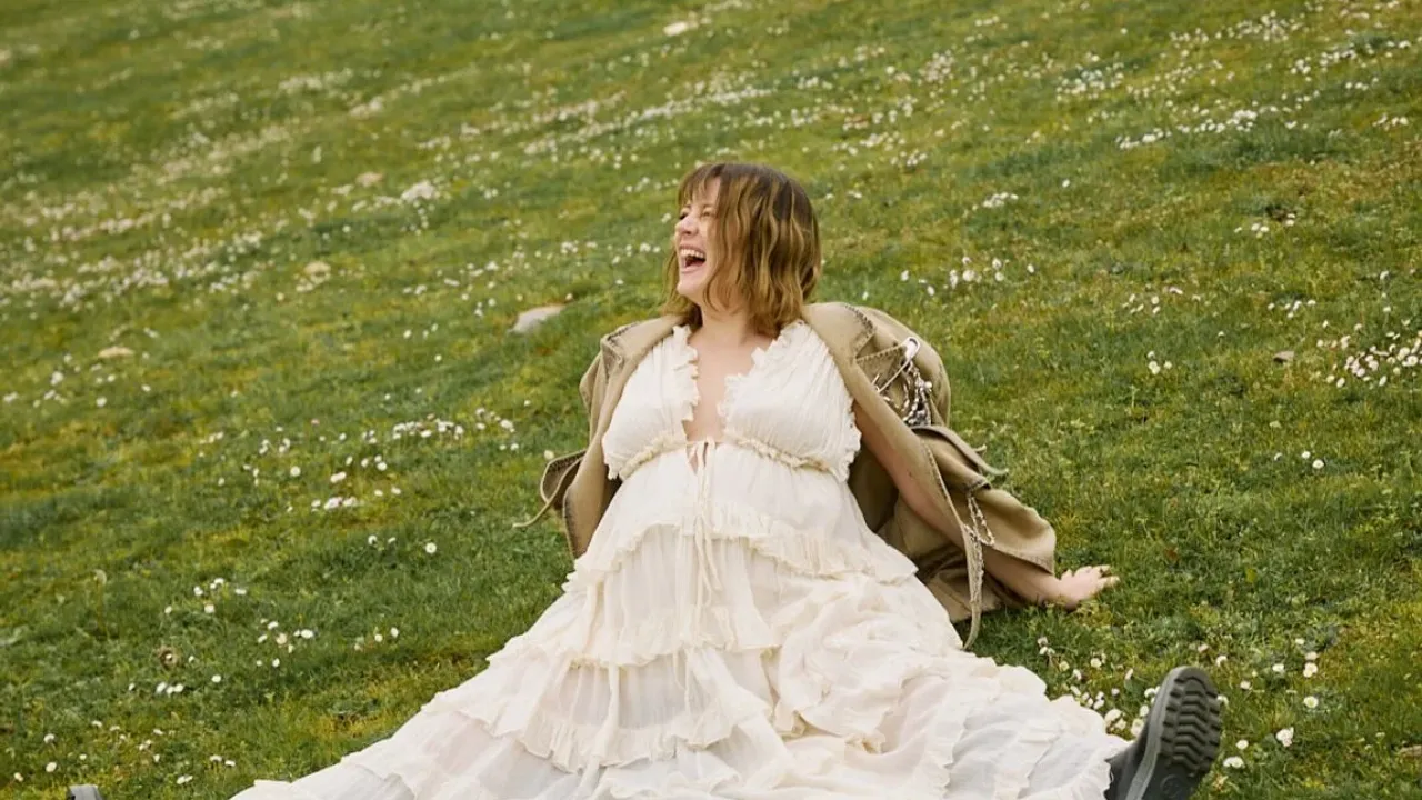 Anne olan Gizem Karaca'dan bebeğiyle ilk kare