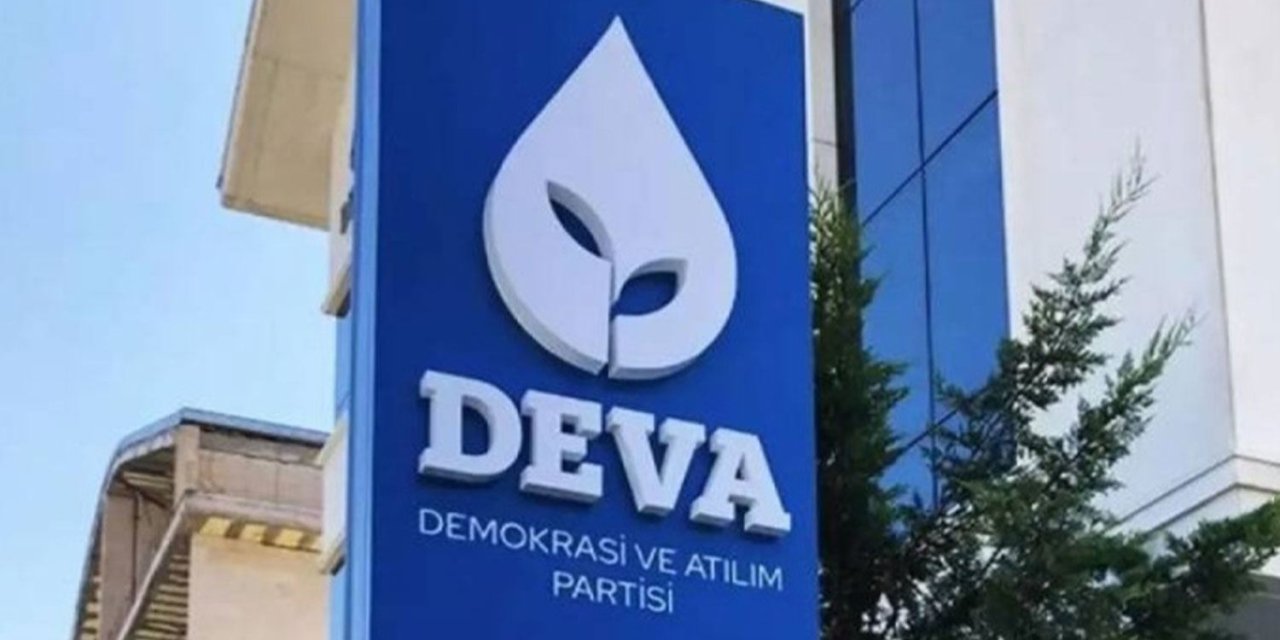 DEVA Partisi'nde iki büyük istifa