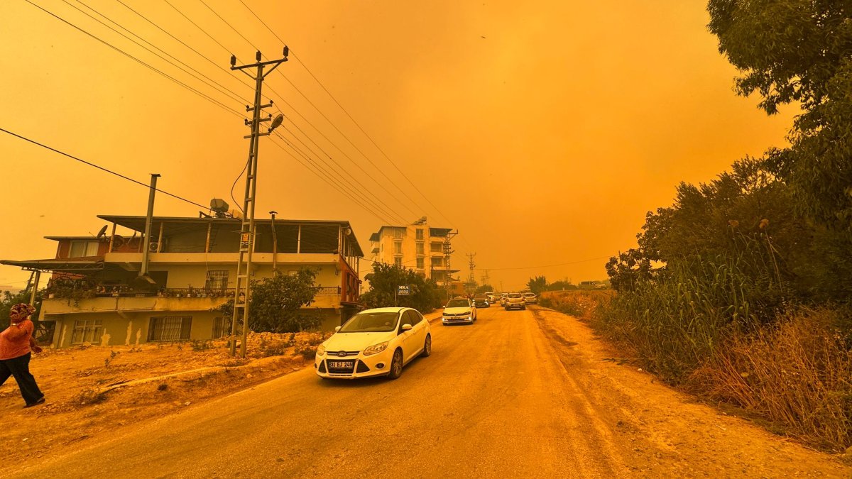 Hatay’da orman yangını: Müdahale sürüyor