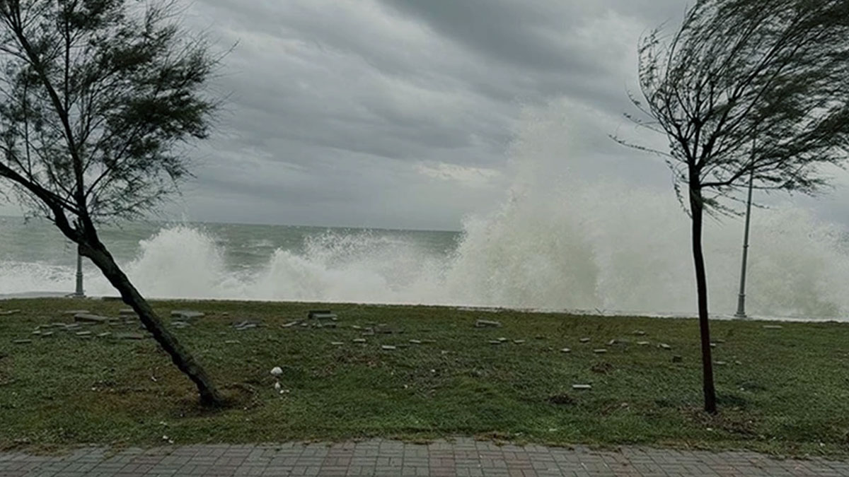 İstanbul'da sert rüzgâr ve akıntı bekleniyor: Valilikten uyarı geldi