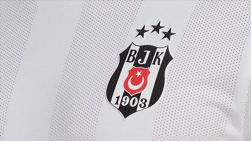 Beşiktaş'ta sürpriz ayrılık dalgası! 6 isimle yollar ayrıldı