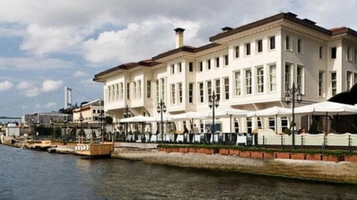 Boğaz’daki tarihi otel yarı fiyata satıldı: Ünal Aysal iptal davası açacak