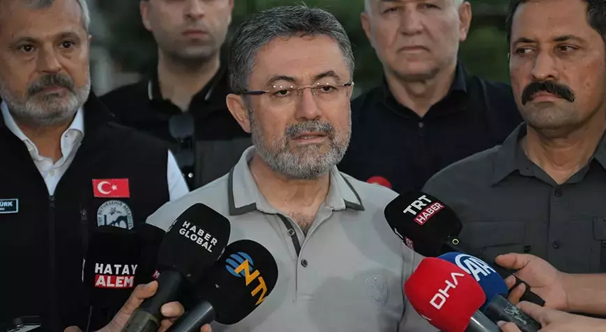 Bakan Yumaklı’dan orman yangını açıklaması: "Bazı bölgeler kontrol altına alındı"