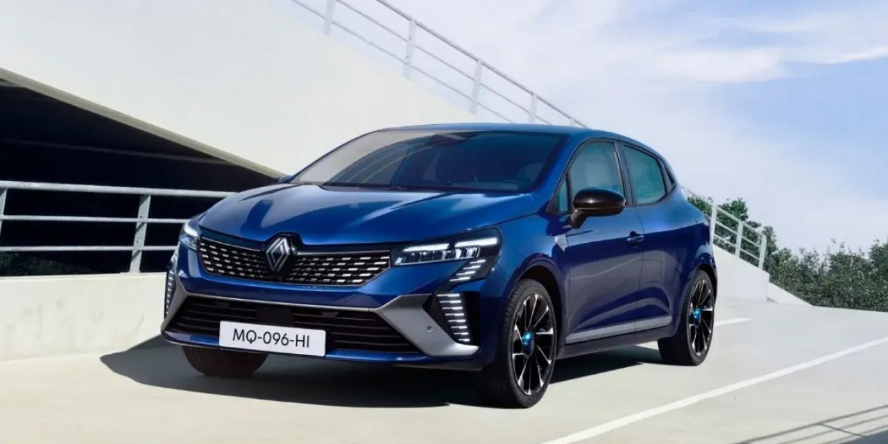 Türkiye’nin gözdesi Clio’ya zam geldi! Renault sıfır araç fiyatları güncellendi