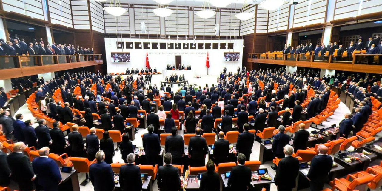 TBMM'de 'zehirlenme' paniği: 100'den fazla vekil ve personel hastaneye koştu