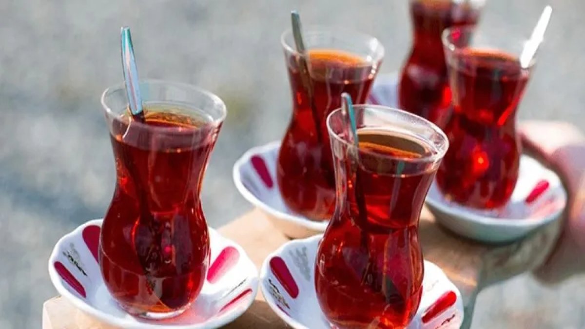 Ünlü Türk markasının siyah çayında boya tespit edildi!