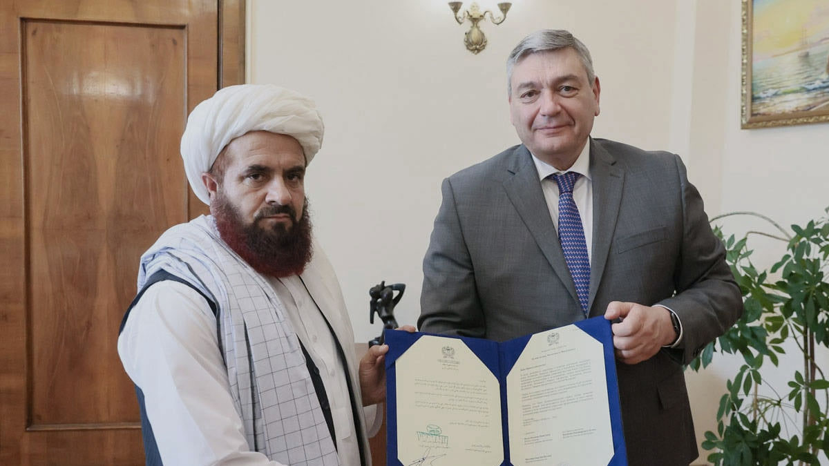 Rusya’dan tarihi adım: Taliban rejimini resmen tanıdı
