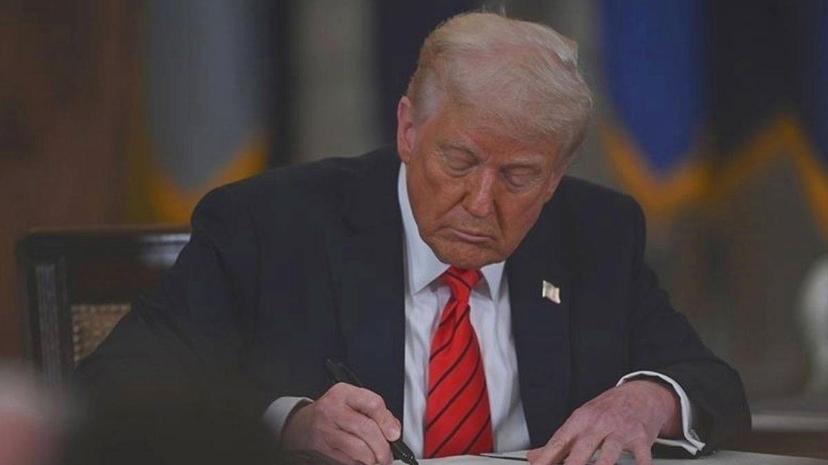 Trump, "vergi indirimi" tasarısını imzaladı