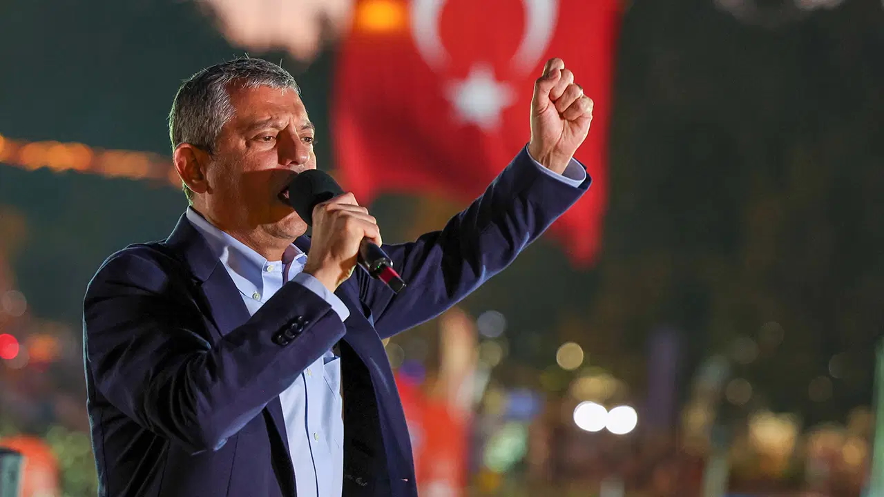 Özgür Özel Amasya mitinginde iktidara seslendi: “Bu düzen değişecek!”