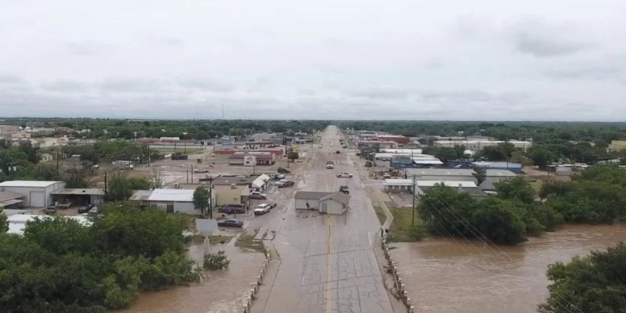 Texas'ta sel felaketi: Can kaybı 50'ye yükseldi, 27 çocuk hala kayıp