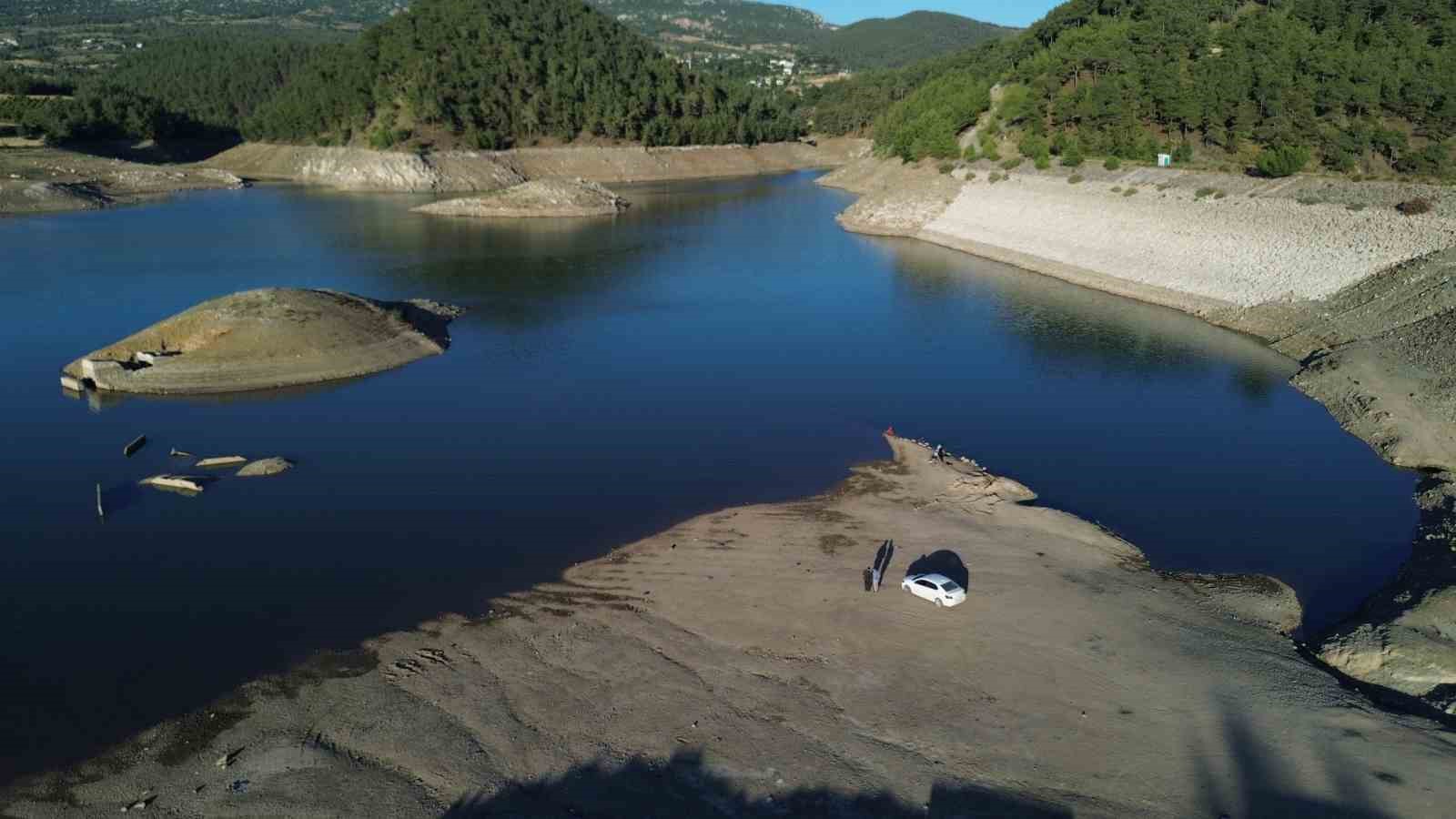 Yayladağı Barajı'nın 98 günlük suyu kaldı: Su seviyesi yüzde 20’ye düştü