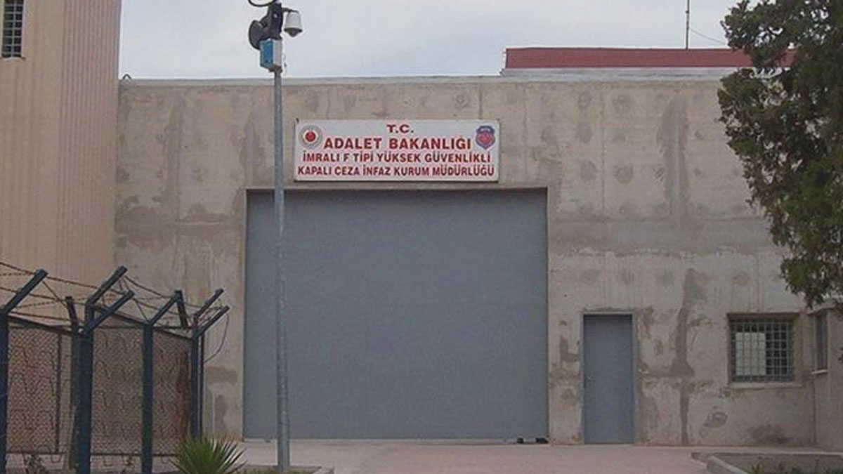 DEM Parti heyeti İmralı yolunda