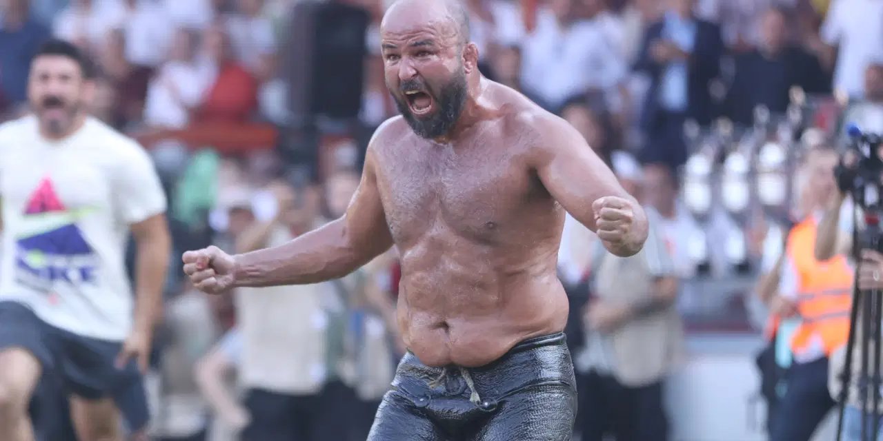 664. Tarihi Kırkpınar Yağlı Güreşleri'nde başpehlivan belli oldu
