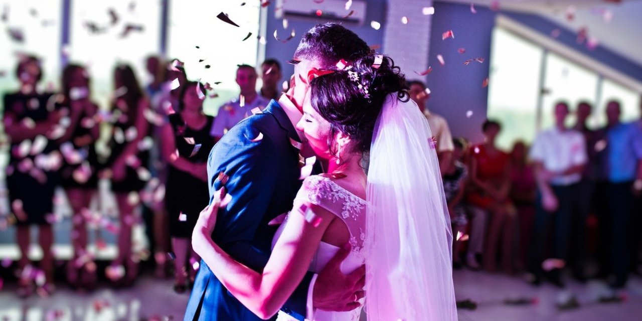 İçişleri Bakanlığı'ndan valiliklere nikah ve düğün kolaylığı talimatı