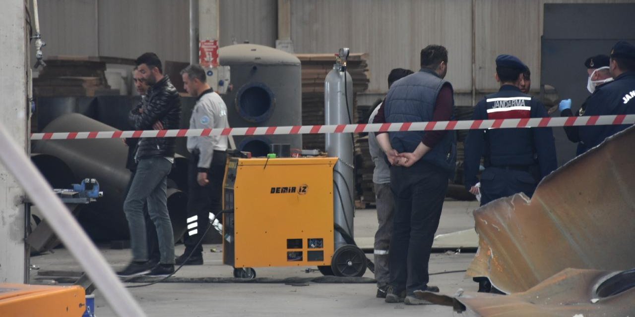 Aksaray'daki fabrikada patlama! Ölü ve yaralılar var