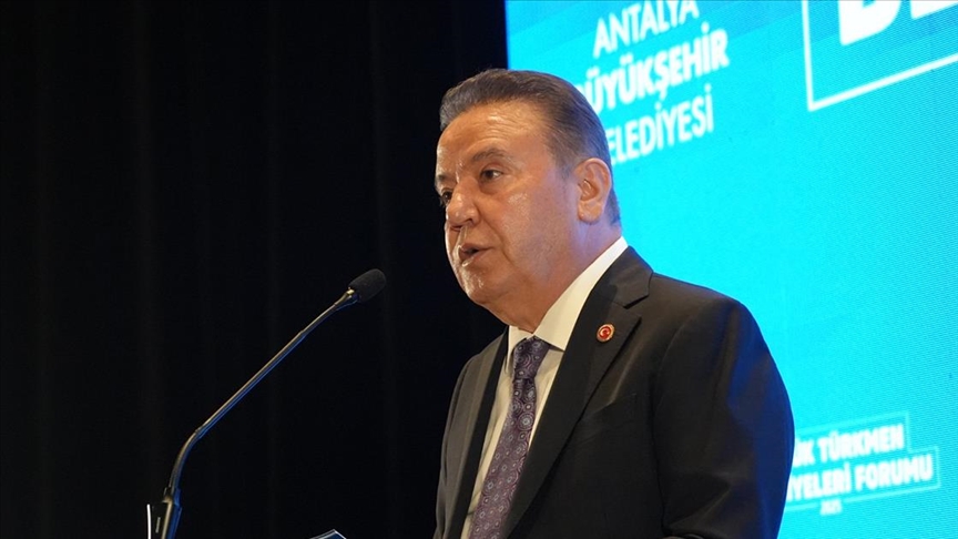 Tutuklanan Muhittin Böcek’ten yeni mesaj: "Torosların ağaçları gibiyim”