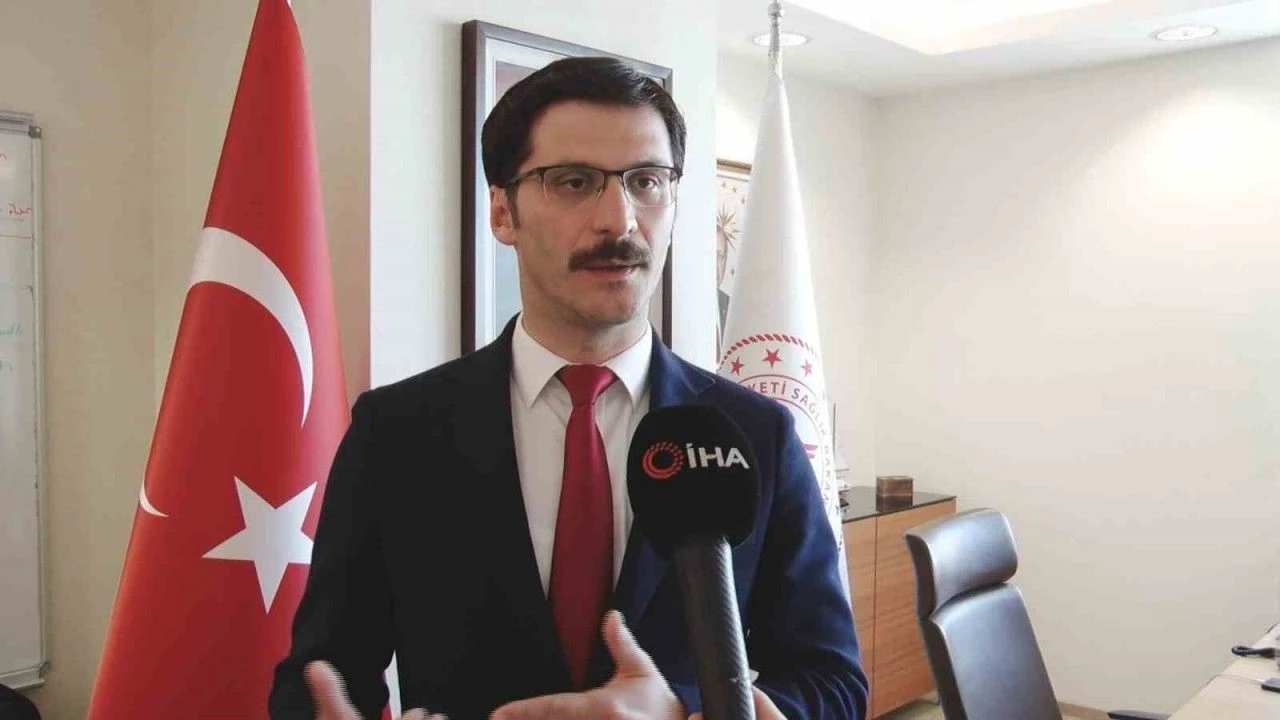 Halk Sağlığı Genel Müdürü'nden kritik açıklama: Saat sabah 11 ile öğlen 4 arası dışarı çıkmayın