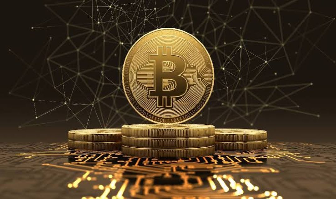 Bitcoin’den tarihi zirve: 112 bin dolara dayandı