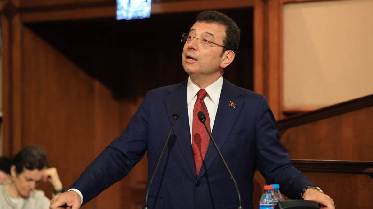 İmamoğlu’ndan PKK’nın silah bırakma törenine ilk tepki: “Gerçek barışın şartı demokrasidir”