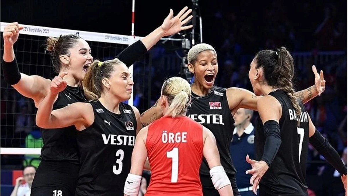 Filenin Sultanları İtalya Maçına Çıkıyor: Türkiye - İtalya voleybol maçı saat kaçta, hangi kanalda?