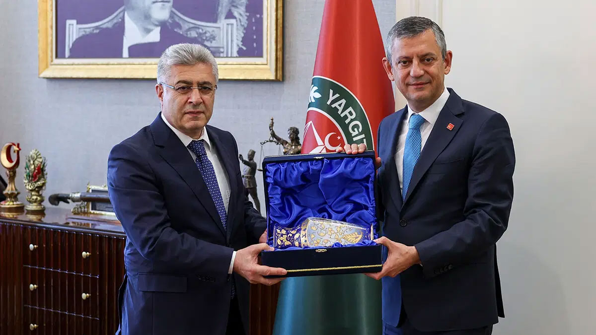 Özgür Özel, Yargıtay Cumhuriyet Başsavcısı Şentürk ile bir araya geldi