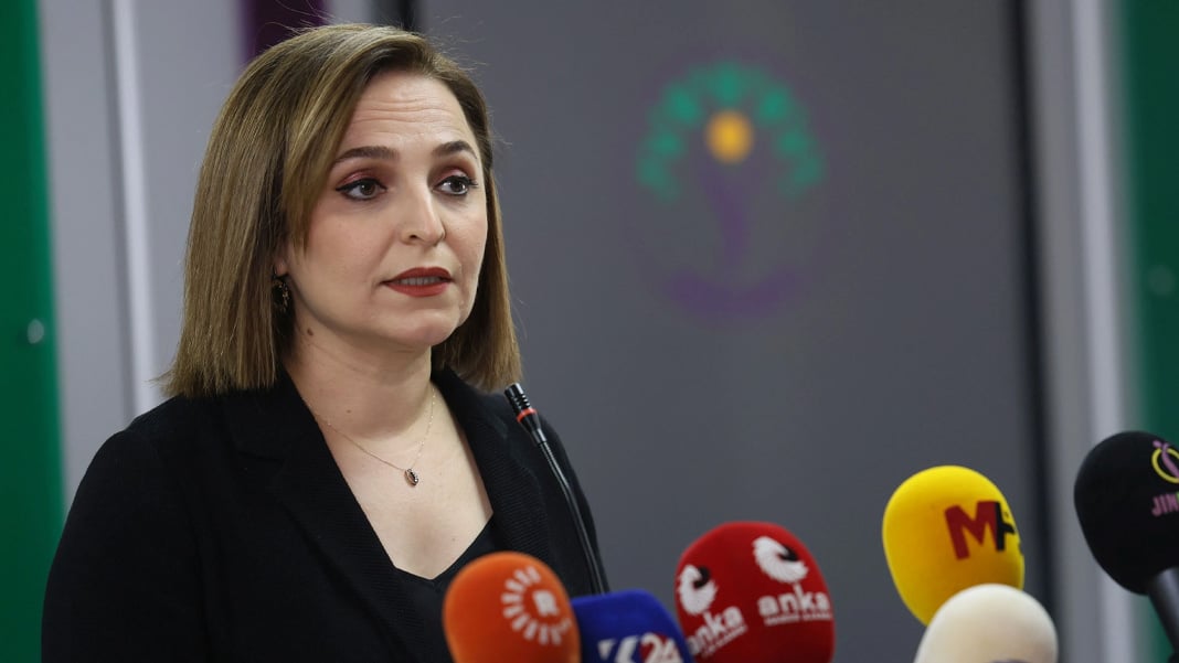 DEM Parti sözcüsü: Barış için herkes sorumluluk almalı