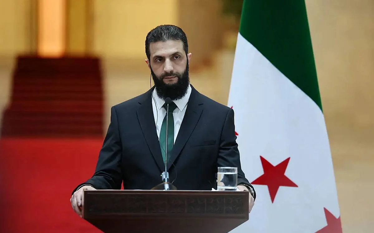 İsrail'den şok eden çağrı: Suriye lideri Şara'ya suikast mesajı