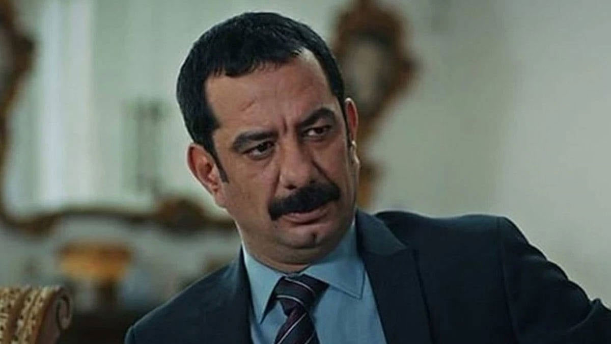 Oyuncu ve seslendirme sanatçısı Emre Törün hayatını kaybetti