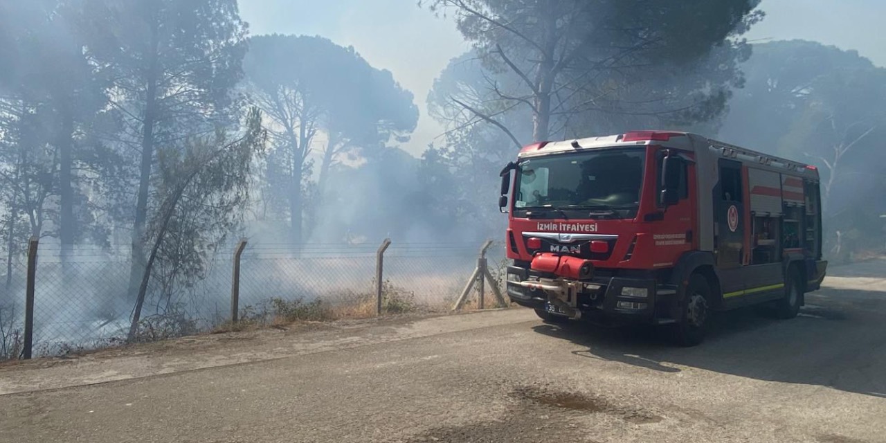 İzmir Bergama’da orman yangınına müdahale ediliyor