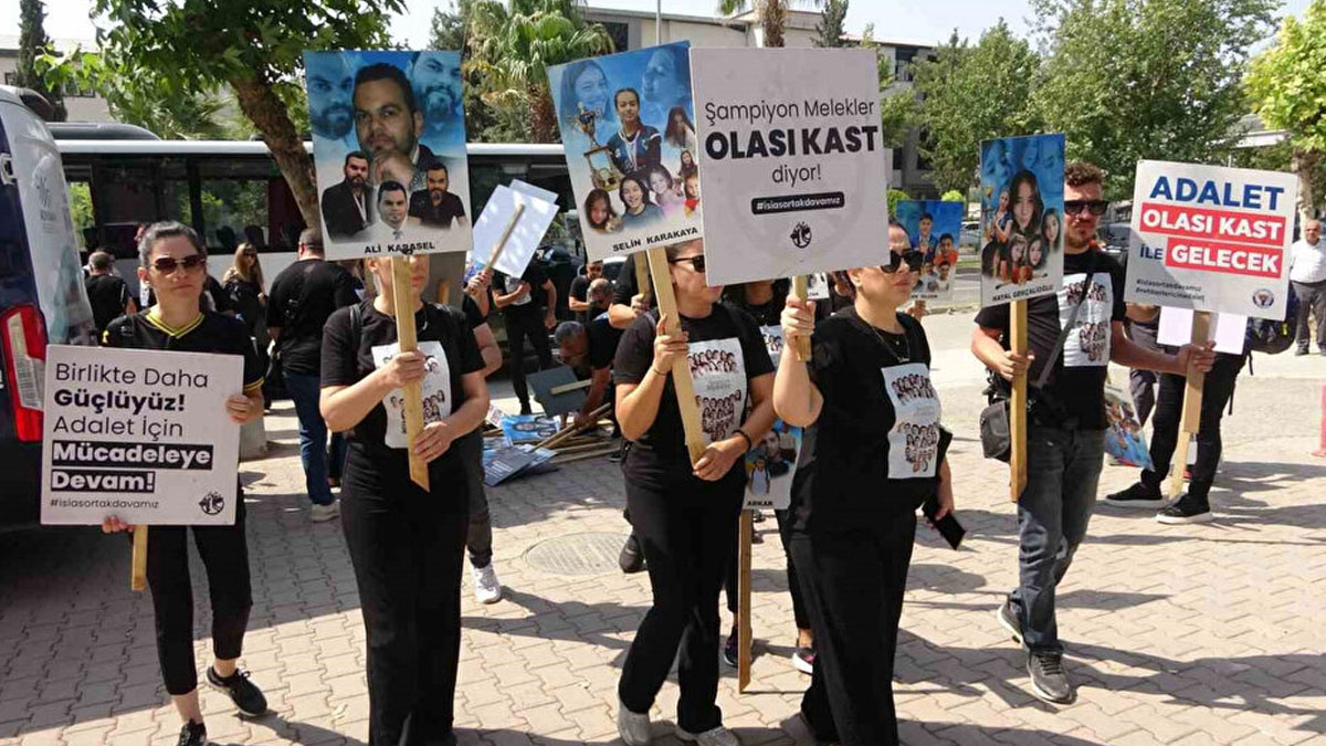 İsias Otel faciasında kamu görevlileri yargı önünde