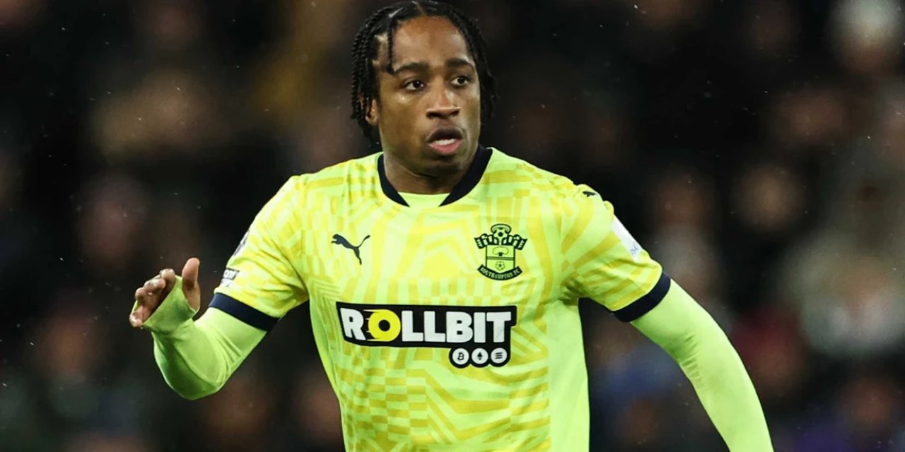 Beşiktaş duyurdu: Kyle Walker-Peters transferinden vazgeçtik