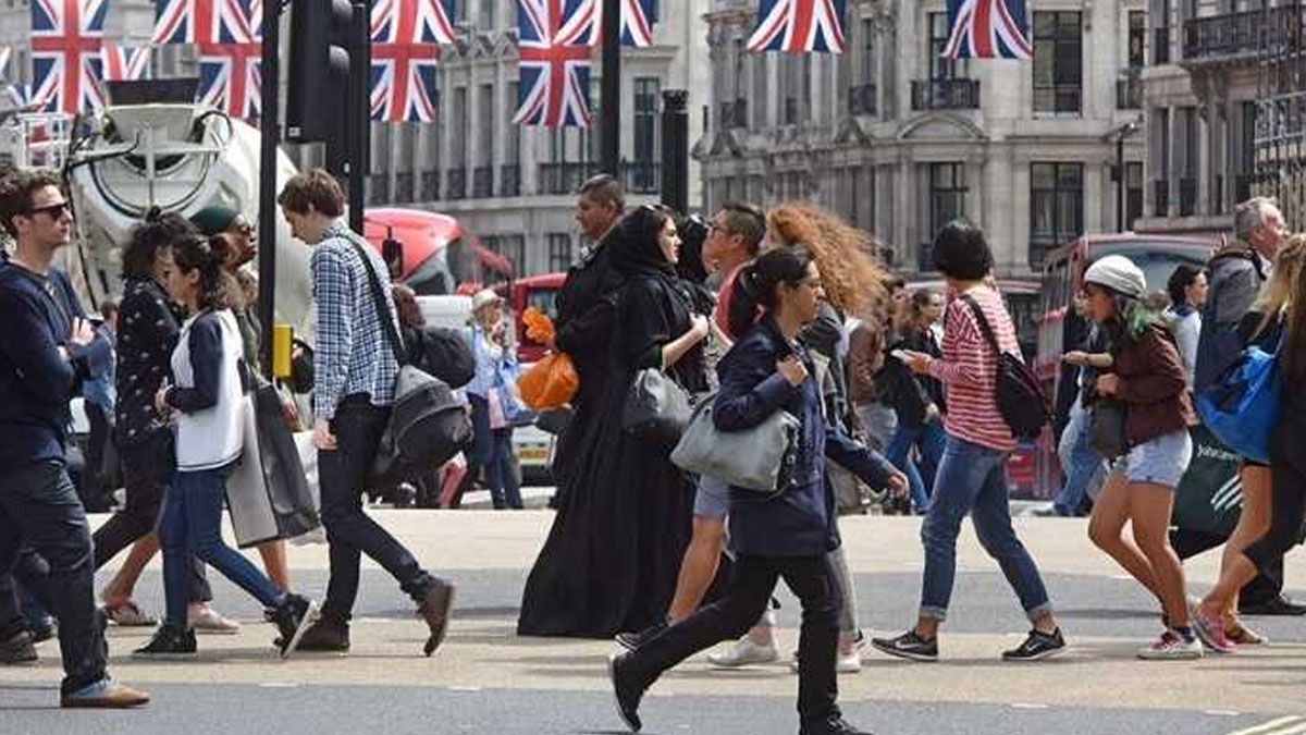 İngiltere oy kullanma yaşı 16'ya düşüyor