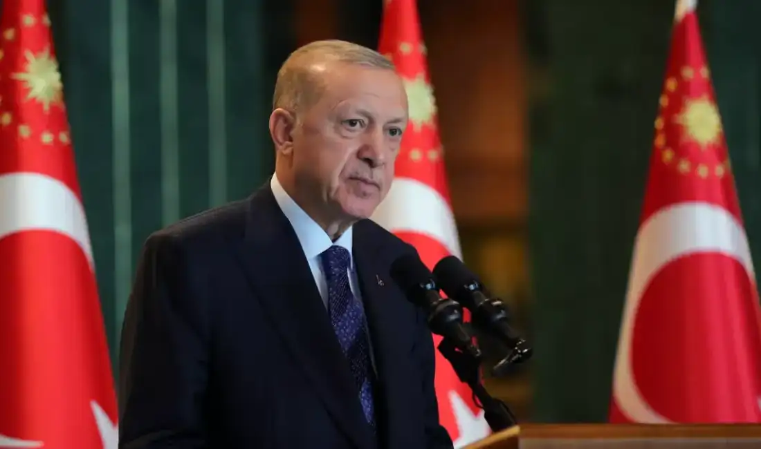 Cumhurbaşkanı Başdanışmanı'ndan flaş adaylık açıklaması: Yeni anayasaya ihtiyaç yok