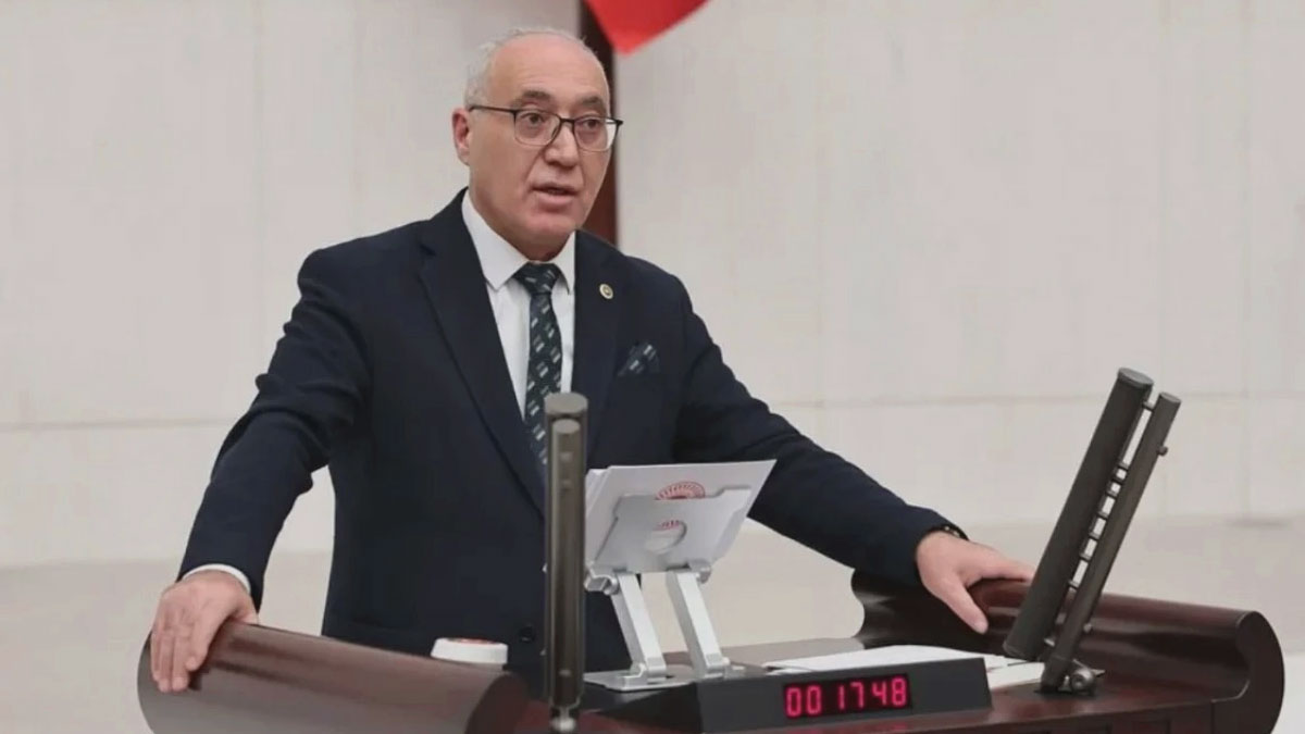 Gelecek Partisi'nde bir istifa daha