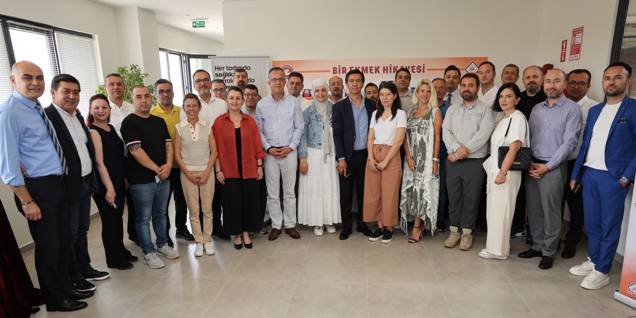Eskişehir Halk Ekmek Fabrikası, turizm temsilcilerini ağırladı