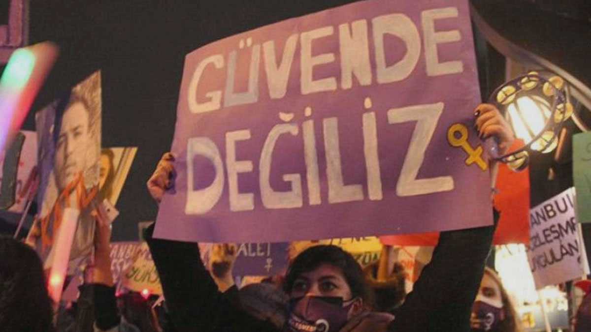Fatih'te kadına taciz ve araçla saldırı: Zanlı gözaltında!