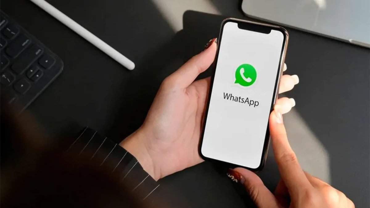 WhatsApp’a reklam geldi: “Güncellemeler” sekmesinde yeni özellik