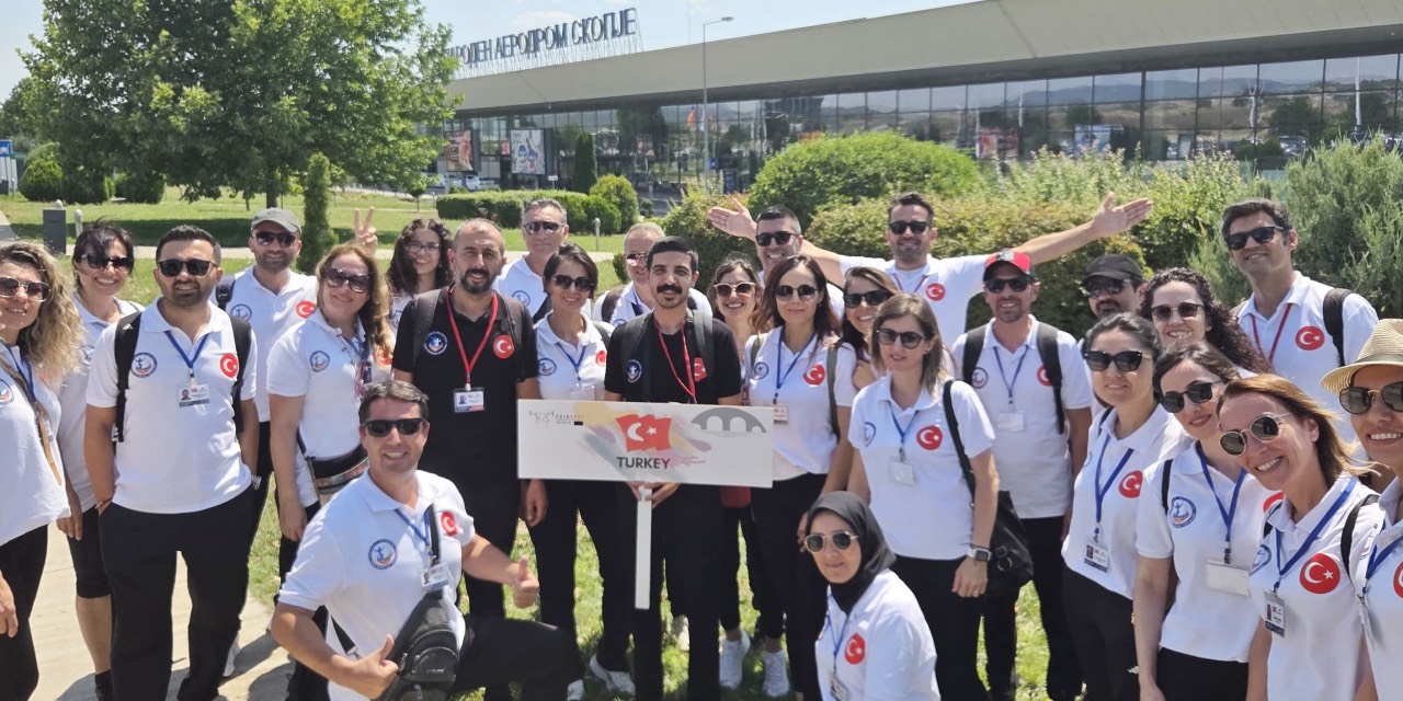 Konyaaltı Belediyesi Halk Oyunları Topluluğu Makedonya’da Türkiye’yi temsil ediyor