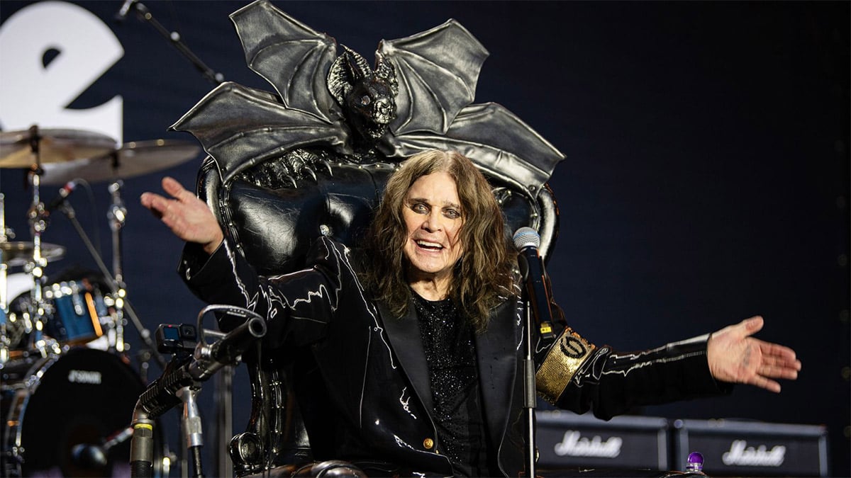 Rock efsanesi Ozzy Osbourne hayatını kaybetti