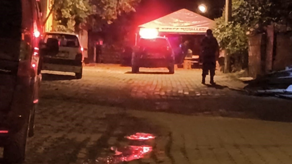 Denizli’de miras kavgası kanlı bitti: Dayı yeğenini öldürdü, eşi ağır yaralı