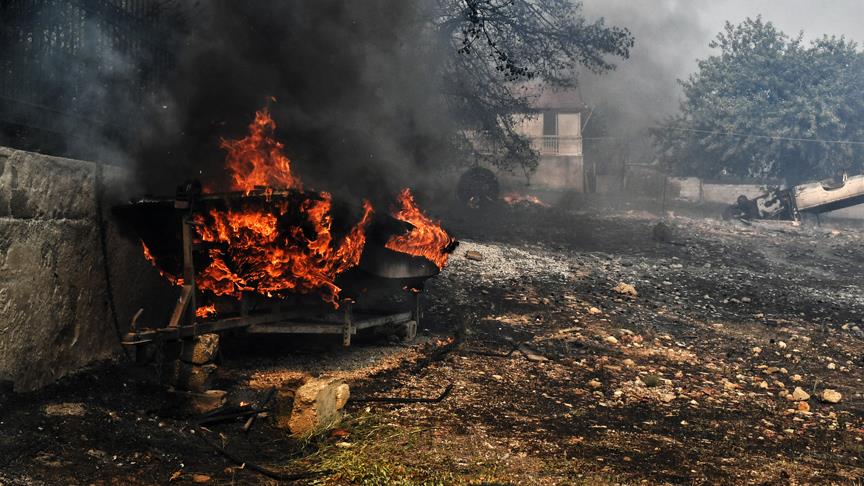 Yunanistan alev alev: Avrupa en hızlı ısınan kıta oldu