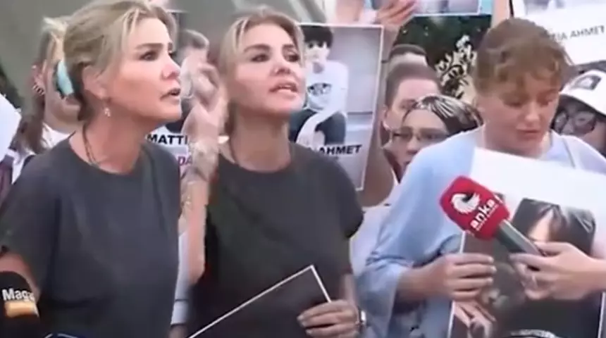 Gülben Ergen eylem yapan Mattia Ahmet Minguzzi'nin annesinin feryadının sesi oldu