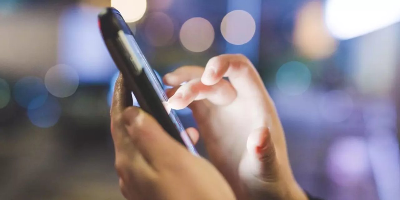 İngiltere'de mobil şebekeler çöktü