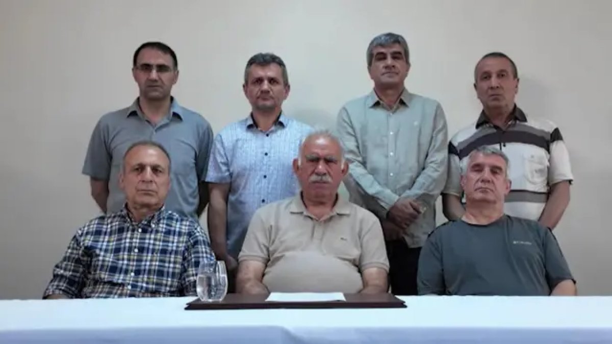 İmralı ziyaretinin ardından DEM heyetinden açıklama: Öcalan'dan silah bırakma törenine ilk yorum