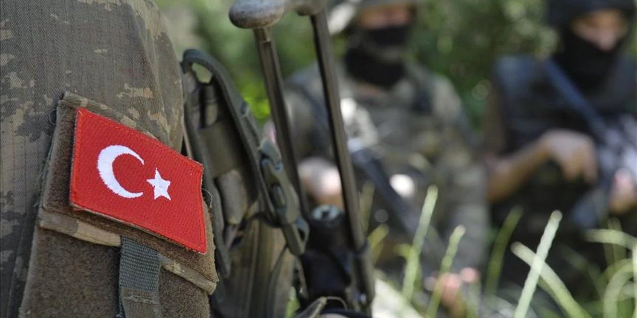 İskenderun'da askeri eğitimde 2 şehit! Tepki yağıyor: Çölde susuz mu kaldı bu askerler?