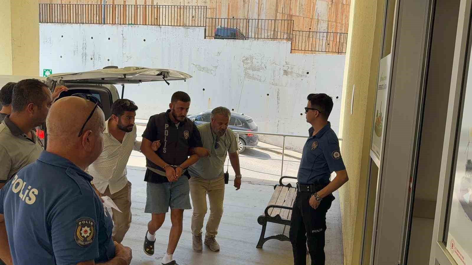 Antalya'da koca dehşeti: Eşini döverek komalık etti