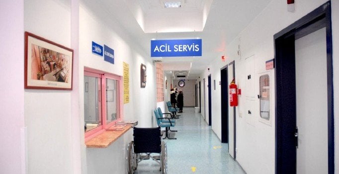 Yalova’da 45 kişi aynı yemek firmasından zehirlendi! Numuneler incelemeye alındı