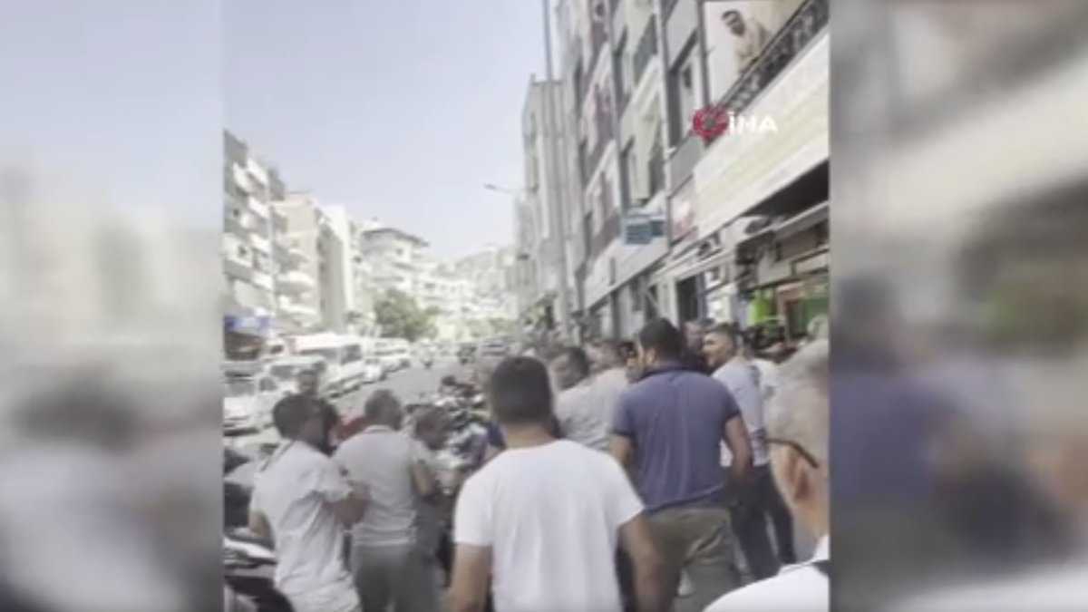 Kuşadası’nda sokak ortasında saldırı: Dehşet anları kamerada