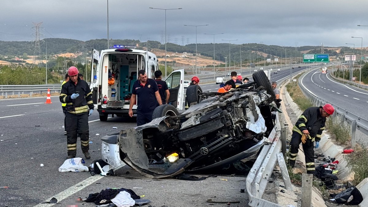 Kuzey Marmara Otoyolu'nda feci kaza: Anne hayatını kaybetti, baba ve 3 çocuk yaralı