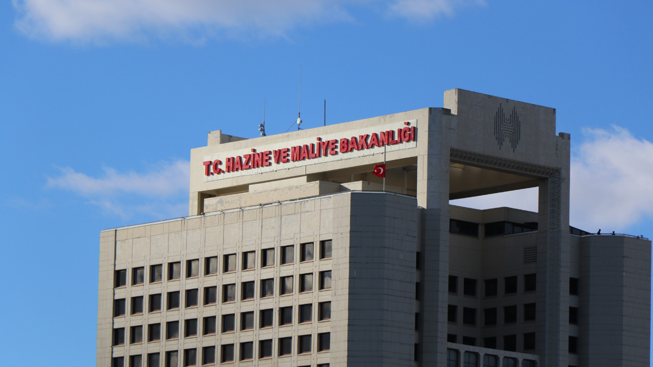 Hazine'nin kasasına vergisiz 54 milyar lira girdi